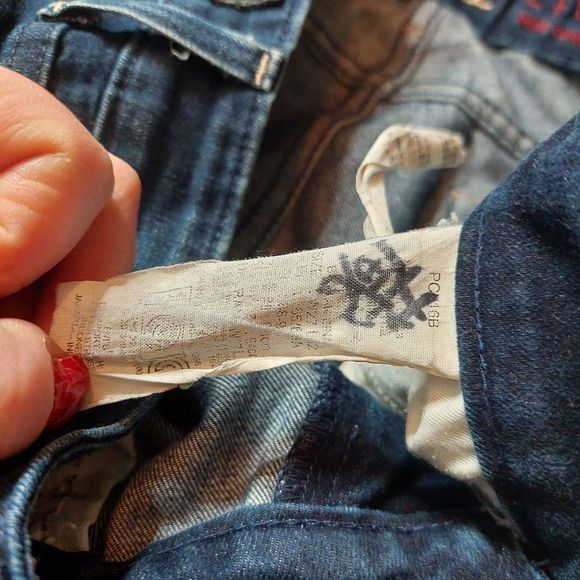 Levi's Dark Wash Skinny Jeans w Pockets 27 GUC - Picture 14 of 16